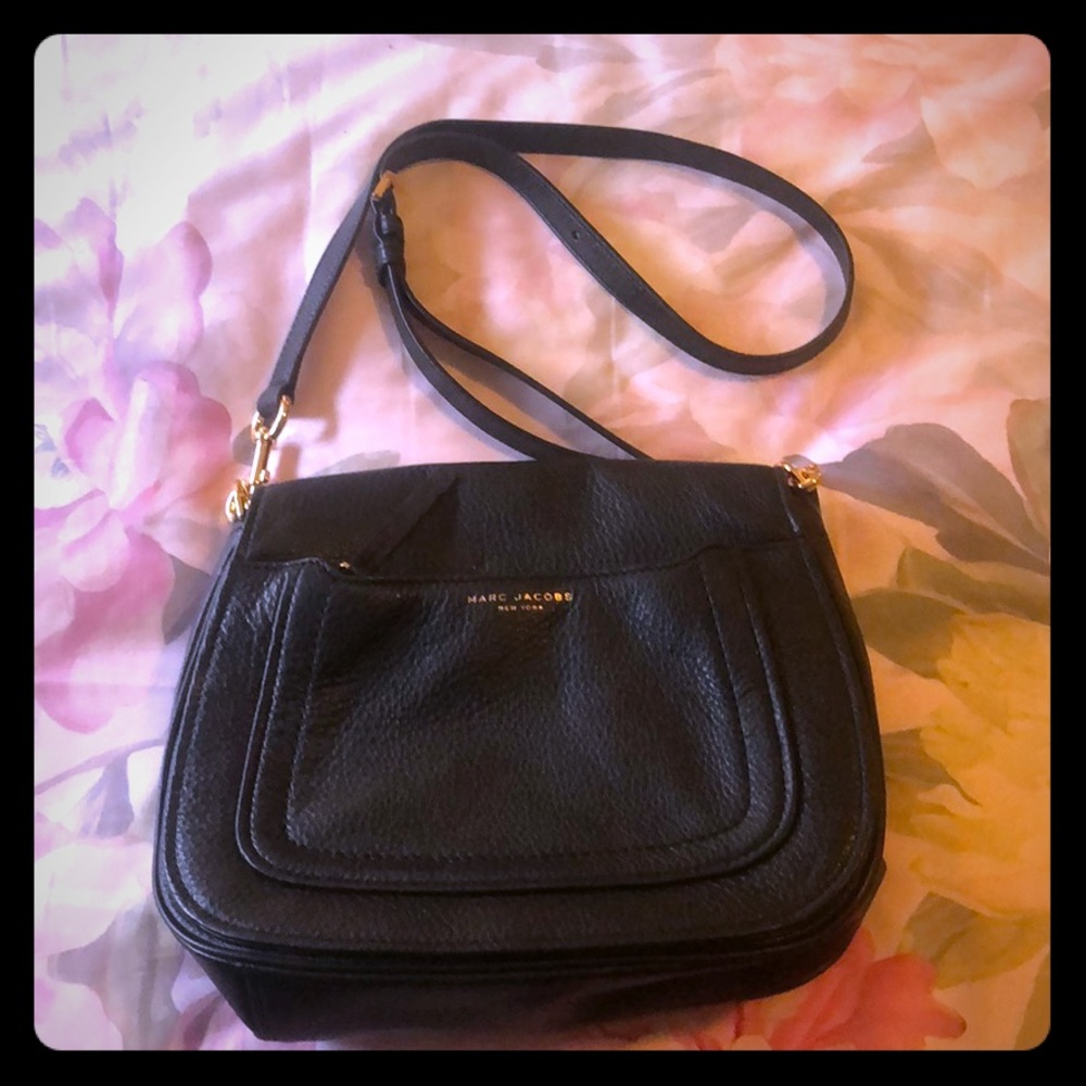 Marc Jacobs crossbody/shoulder bag !